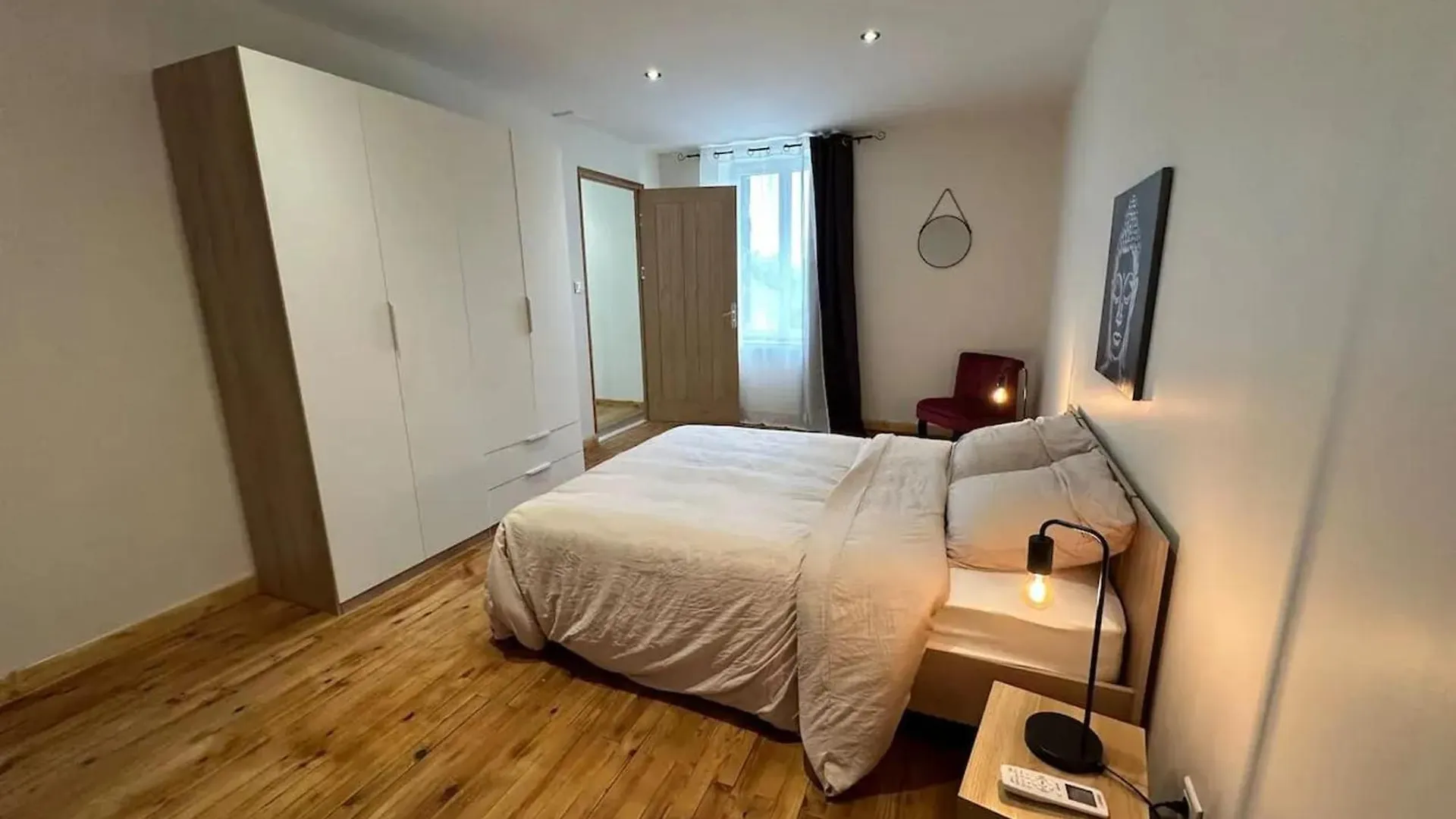 Apartment Appartement Spacieux A Souvigny Avec Parking Inclus. France