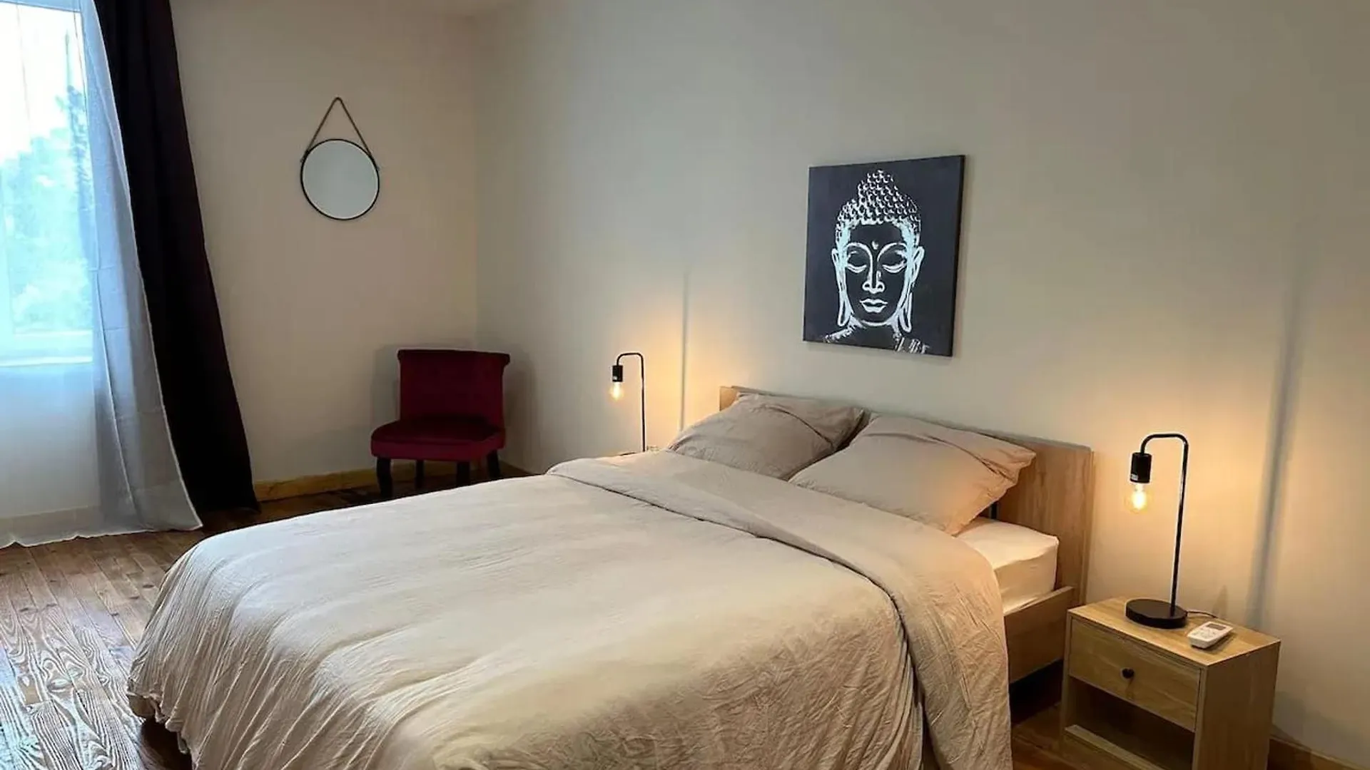 Appartement Spacieux A Souvigny Avec Parking Inclus. Apartment