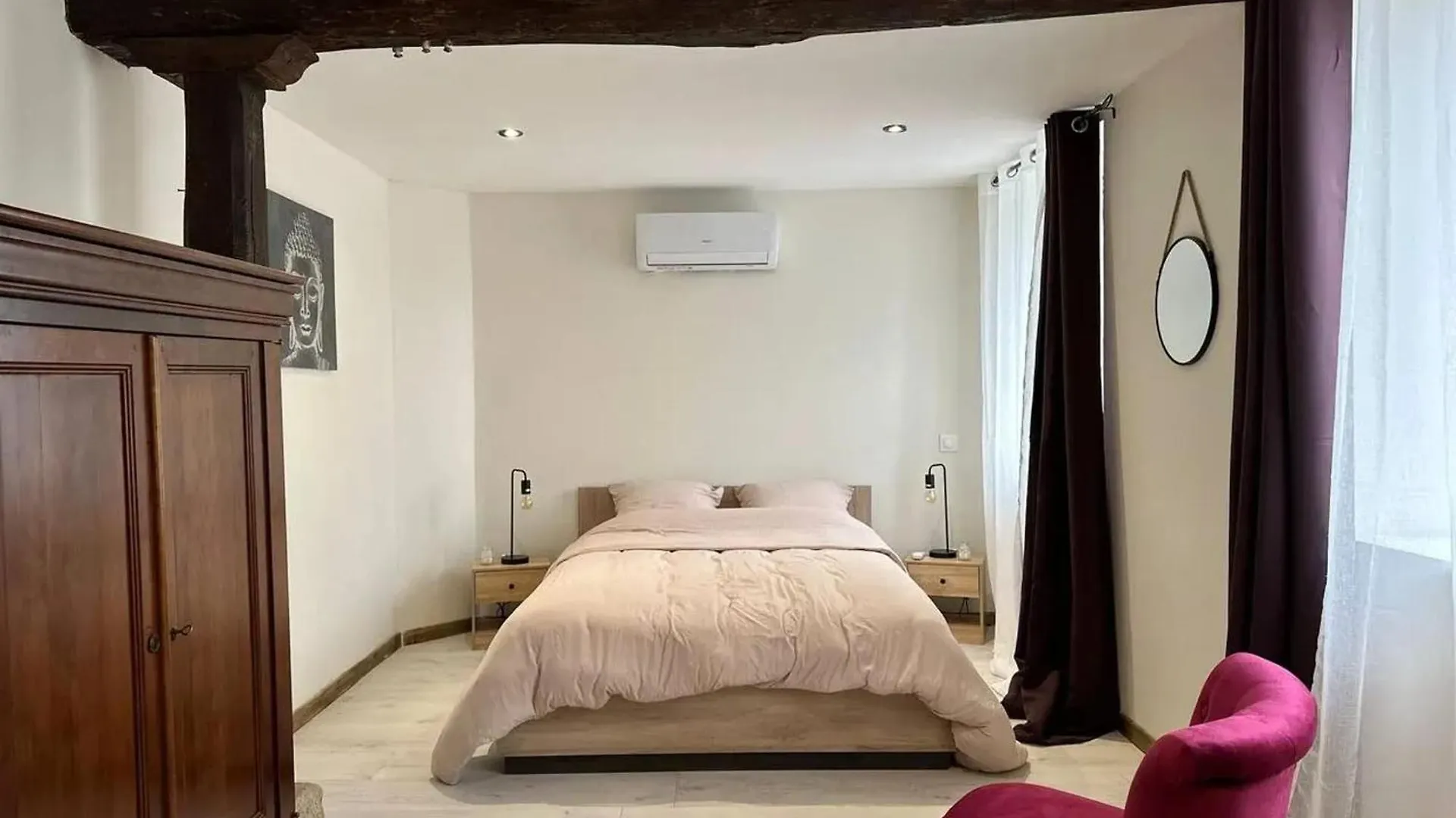 Appartement Spacieux A Souvigny Avec Parking Inclus.